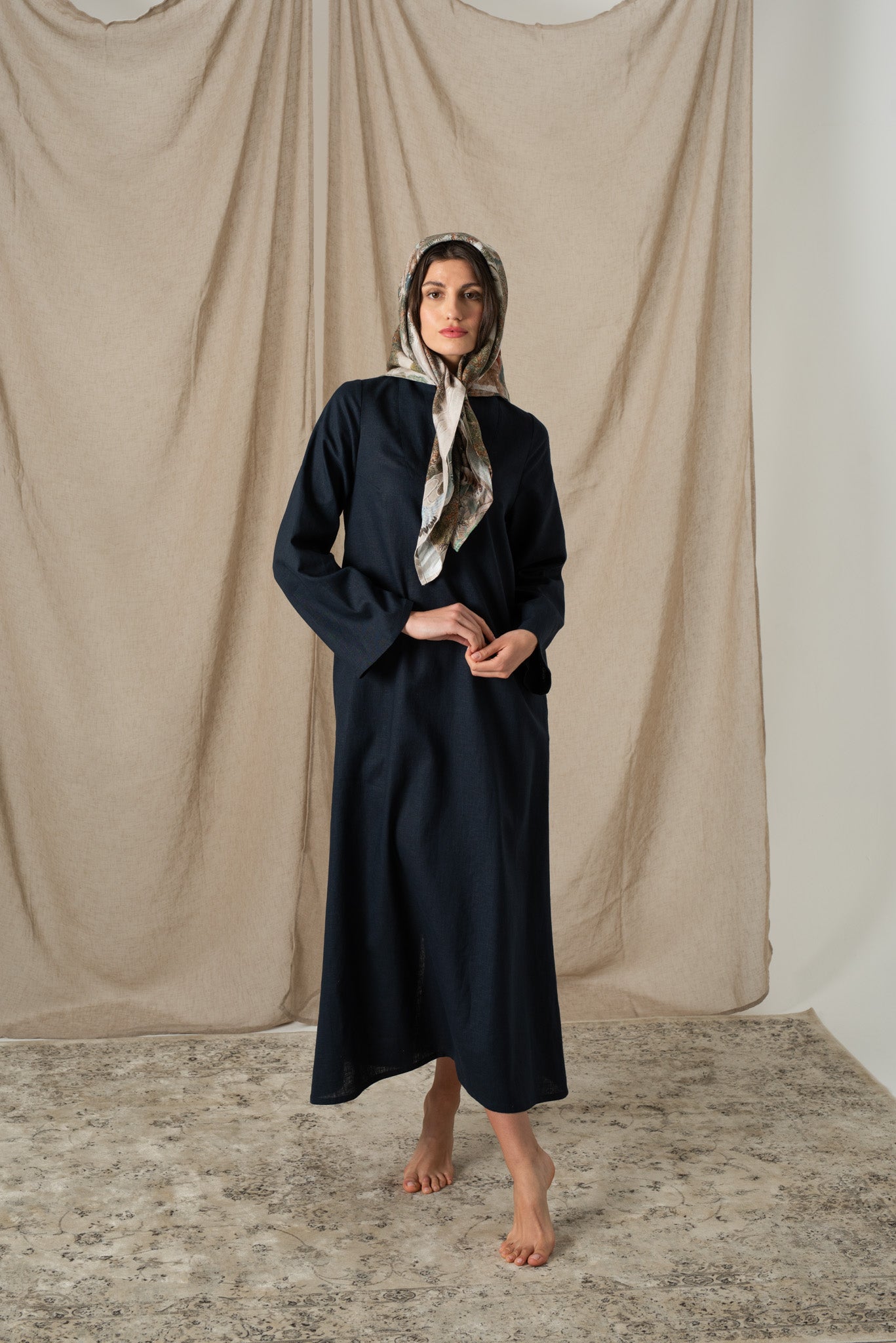 Alarik Linen Kaftan Navy Luxmii