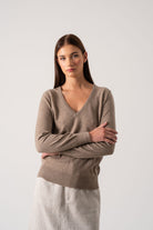 Essenza V-Neck Cashmere Sweater Black (Copy) Luxmii