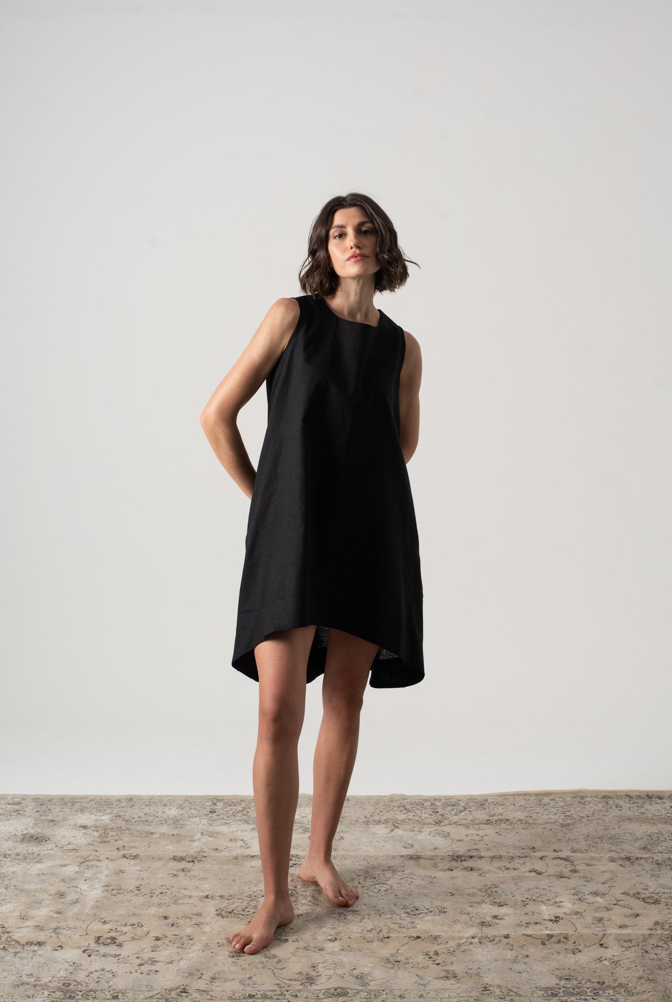 Illya Midi Dress Black Luxmii