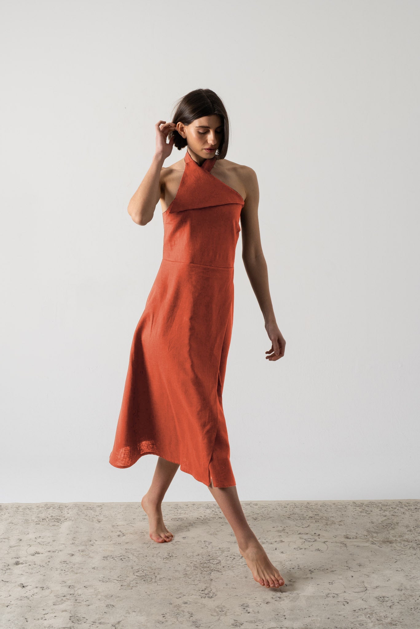 Oréa Halter Midi Dress Luxmii