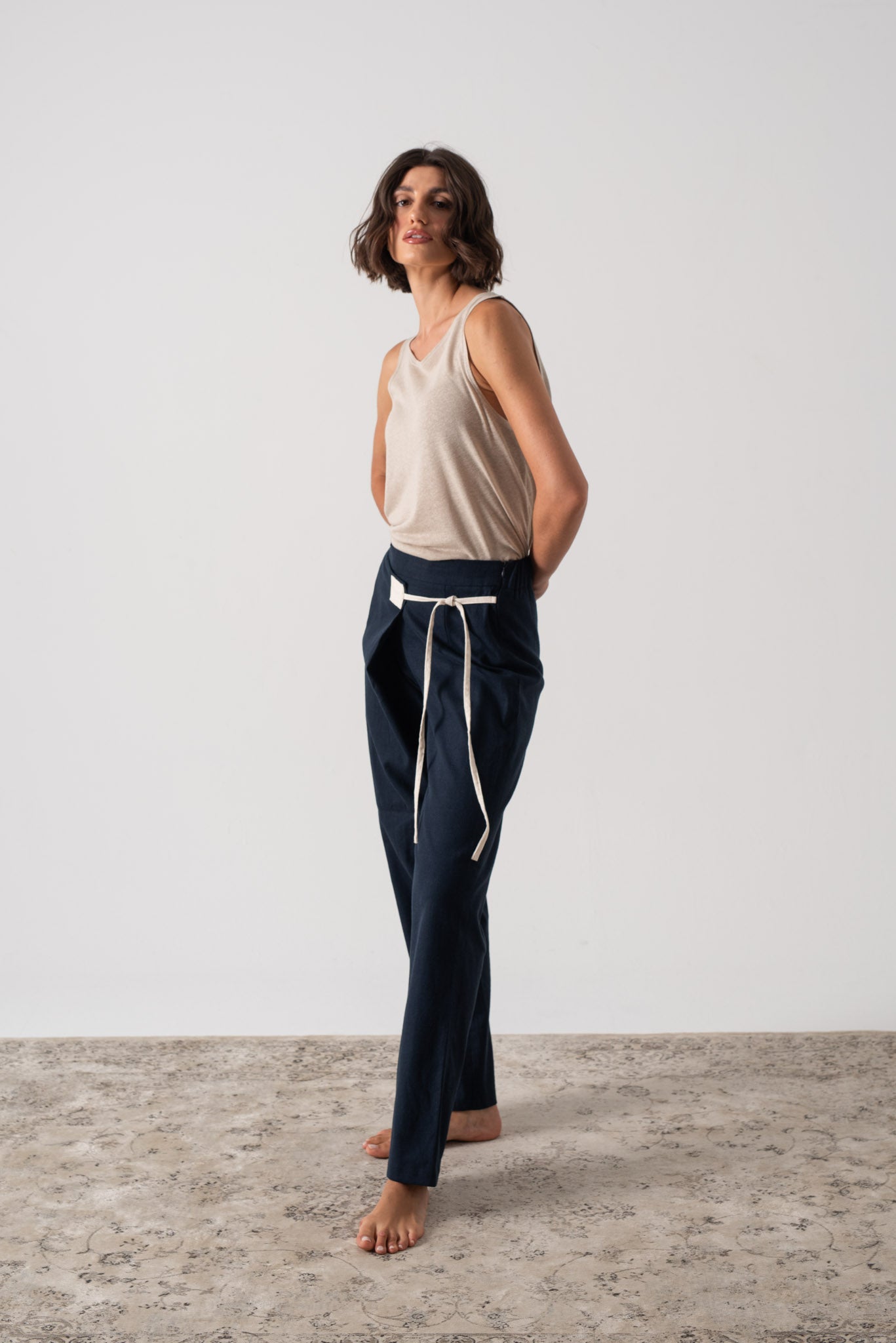 Zephyr Linen Wrap Pant in Navy Luxmii